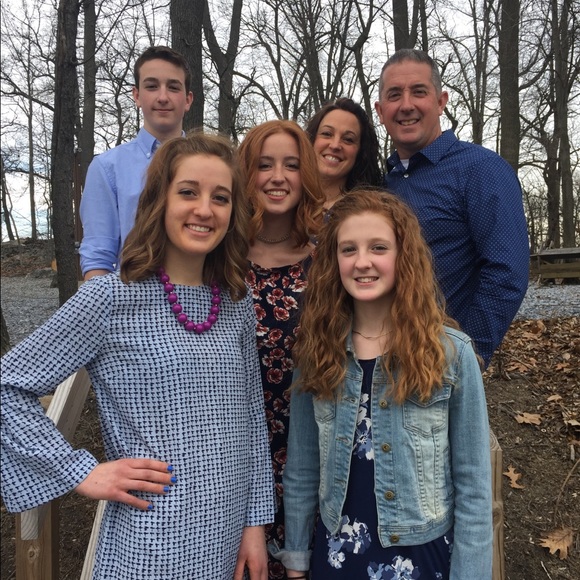 Meet your Posher, Meredith - Picture 2 of 4